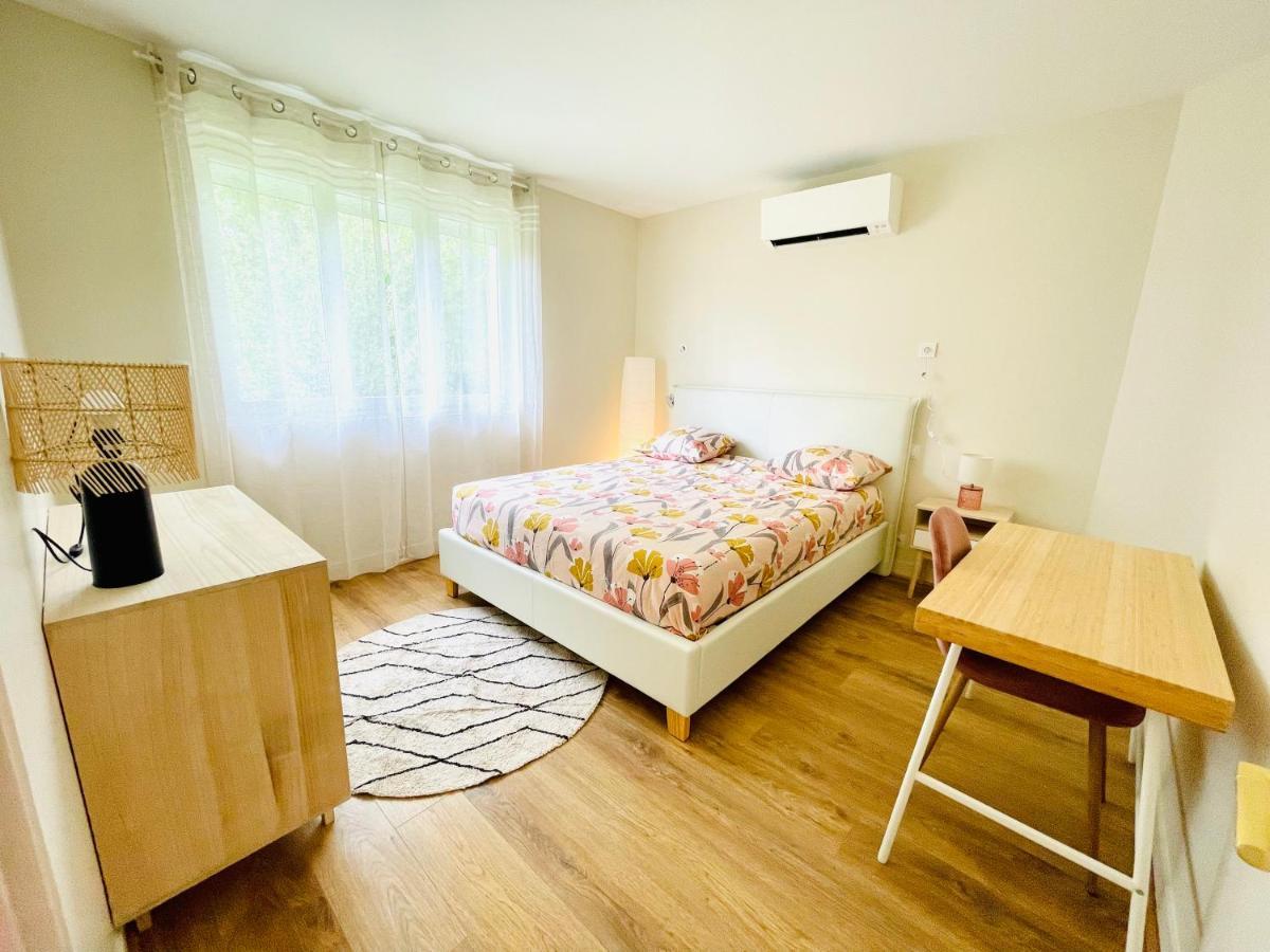 Edouard - 180m2 In Nature & Forest - 20min - 7min Airport Villa