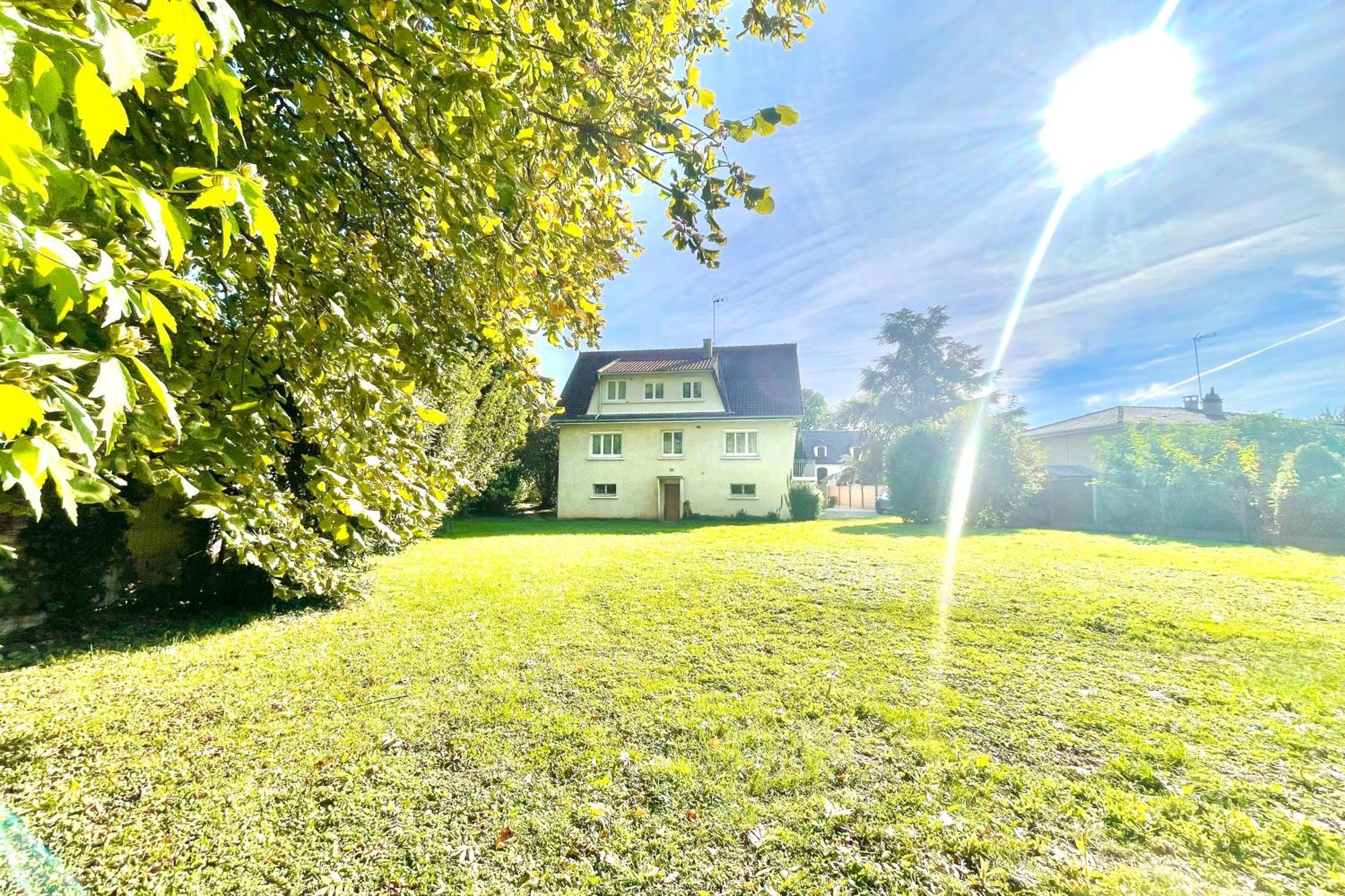 Villa Edouard - 180m2 In Nature & Forest - 20min - 7min Airport