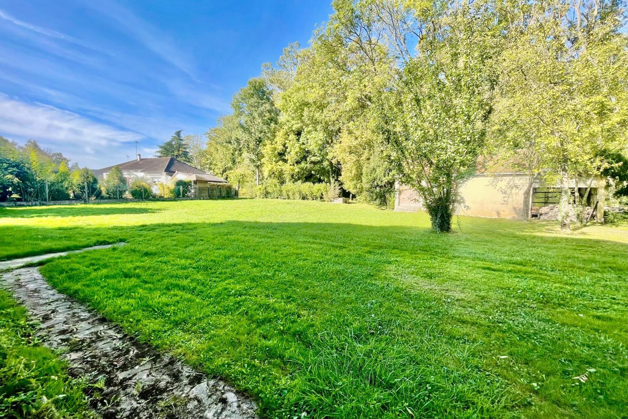 Edouard - 180m2 In Nature & Forest - 20min - 7min Airport Villa